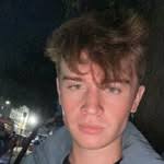 Andrew Torpie's Instagram, Twitter & Facebook