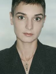 Sinead O Connor Reunites With 4th Hubby After Mad Love Making Sinead O Connor Funky Short Haircuts O Connor