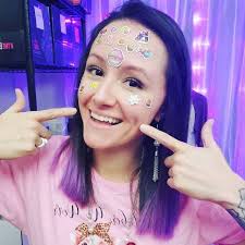 Ashley Urban (@urbanblossomblanks) • Instagram photos and videos