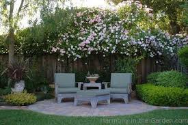 Sitting Corner Ottoman Privacy Landscaping Backyard Landscaping Landscape Design