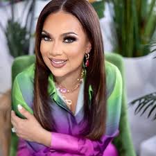 I Am AIKISHA Holly Colon ✝️👑🔺♌️ (@aikishaholly) • Threads, Say more