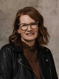 Lindsey Mccauley's Instagram, Twitter & Facebook