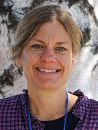 Michelle Mcdaris's Instagram, Twitter & Facebook