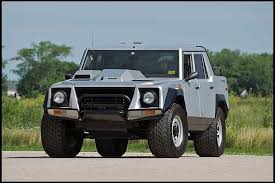 1988 Lamborghini Lm002 Suv 450 Hp 5 Speed Mecum Auctions Lamborghini Lamborghini Cars Lambo
