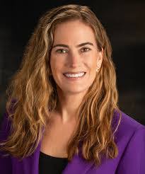 Holly Brill's Instagram, Twitter & Facebook