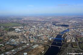 It has a population of 250,000 but including the surrounding urban area its population is almost 1 million. Erasmus Experiece In Newcastle Upon Tyne United Kingdom Erasmus Experience Newcastle Upon Tyne