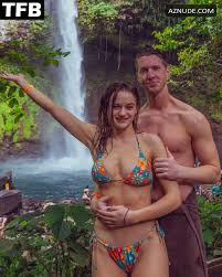 Joey King Sexy Poses Showing Off Her Hot Tits In A Social Media Photoshoot  - AZNude