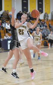 Medomak girls ground Eagles