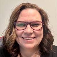 Sarah Saltzman's Instagram, Twitter & Facebook