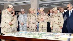 وكان الرئيس عبد الفتاح السيسي استقبل البابا فرنسيس، أمس، الجمعة، في قصر الاتحادية، حيث أجريت مراسم استقبال رسمية له، بعد الوصول من مطار القاهرة، وأعقبتها زيارة مشيخة الأزهر الشريف، حيث ألقى كلمة بمؤتمر الأزهر العالمي للسلام. 4 Ù…Ù†Ø§Ø³Ø¨Ø§Øª Ø§Ø±ØªØ¯Ù‰ ÙÙŠÙ‡Ø§ Ø§Ù„Ø³ÙŠØ³ÙŠ Ø§Ù„Ø²ÙŠ Ø§Ù„Ø¹Ø³ÙƒØ±ÙŠ ÙÙ…Ø§ Ù‡ÙŠ