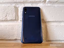Samsung Galaxy M10 review: A well-built ...