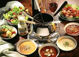 Fleischfondue Mit Verschiedenen Saucen Rezept Fleischfondue Fleischfondue Rezepte Rezepte