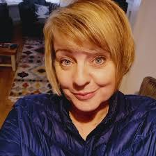 Any advice for leaving mini dachshund in playpen?