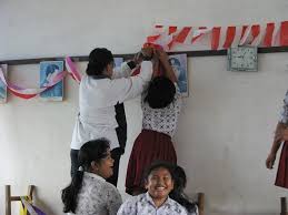 Dekorasi kelas tema 17 agustusan inggris juara. Hiasan 17 Agustus Di Kelas Kita