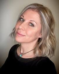 Robin Crozier's Instagram, Twitter & Facebook