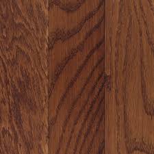 Mohawk Take Home Sample Oak Cherry Engineered Hardwood Flooring 5 In X 7 In Un 358114 The Home Depot Hardwood Floors Prefinished Hardwood Cherry Hardwood Flooring