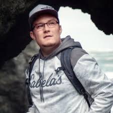 Marc Bacon (@themarcbacon)