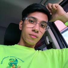 Asalammualaikum encem tak Naim Daniel pakai spek