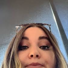 Brooklyn Baldwin's Instagram, Twitter & Facebook