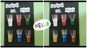 Namun saya pikir jika kalian membuat jadwal piket unik dan keren akan. Diy Jadwal Piket Kelas 3 Hiasan Kelas Dari Barang Bekas Youtube