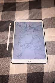 Apple Ipad Pro 10 5 Inch Apple Pencil In 2020 Apple Ipad Pro Ipad Pro Apple Smartphone