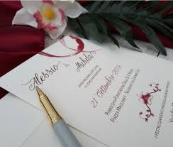 La tradizione attuale di conferire un nome e un significato agli anniversari di matrimonio nacque nella qui troverete la lista dei nomi dal primo anno al venticinquesimo. Creare Partecipazioni Matrimonio