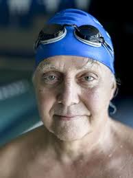 Charleston man sinks his teeth into Alcatraz Sharkfest swim