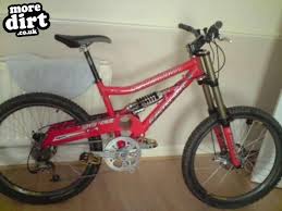 Downhill bikes are not common around here. Santa Cruz Super 8 Downhill 6412