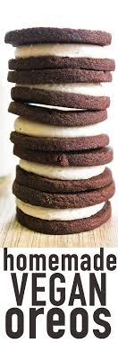 Stellen Sie Ihre Eigenen Oreo Kekse Her Ohne Dass Die Zutaten Ausgesprochen Werden Mussen All Things Vegan Ausgesproc Oreo Rezept Oreo Oreo Kekse