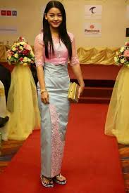 These photos isn't mine and taken from formal wear: Myanmar Dress à¹€à¸ª à¸­à¸œ à¸² à¸¥ à¸à¹„à¸¡ à¹€à¸ª à¸­