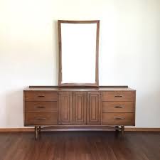 Vintage Mid Century Modern Broyhill Sculptra Premier Triple Dresser With Mirror Retro Furniture Mcm Lowboy Buffe Furniture Retro Furniture Vintage Furniture