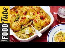 Jamie Takes The Principles Of A Classic Fish Pie Recipe And Gives It An Incredible Curry Twist Gener Fish Pie Jamie Jamie Oliver Recipes Fish Pie Jamie Oliver