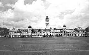 Sepenuhnya, bangunan sultan abdul samad ini sekali lagi dirasmikan pada tahun 1984. 28 November 2009 Knowing Kuala Lumpur