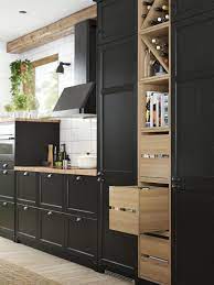 Maybe you would like to learn more about one of these? Ikeas Nya Koksinspiration For Hosten 2018 Bjuder Pa Svarta Och Lantkok 2 0 Cuisine 2018 Cuisine Moderne Cuisine Ikea Noire
