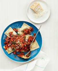 Try it for dinner tonight with one of our nine tasty recipes. 30 Easy Ground Turkey Recipes What To Make With Ground Turkey
