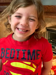 We were invited to a friends house for dinner last night. I made a Kale  Pesto White Bean Dip. It was delicious!