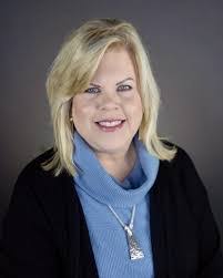 Kim Tate's Instagram, Twitter & Facebook