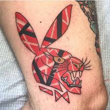 At the time, i wrongly assumed that accidental humor was the sole proprietorship of rock videos made between 1985 and 1995. Rock Legende Eddie Van Halen Gestorben Tattoo Spirit
