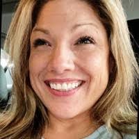 Tara Mcgraw's Instagram, Twitter & Facebook