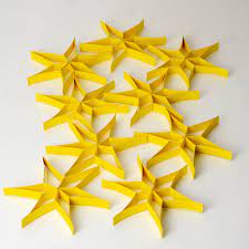 Um diese weihnachtssterne zu basteln benötigt man quadratisches papier (nicht zu. Sternen Mobile Selber Machen Kinderfreundliche 7 Schritte Anleitung