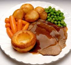 Roast Dinner Roast Beef Gravy Yorkshire Pudding Roast Potatoes Carrots And Peas British Food Food Roast Beef Dinner