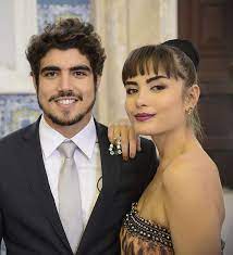 4 de 4 grazi posa animada antes de correr ao lado do namorado, caio castro — foto: Muito Mais Do Que Grazi Massafera E Maria Casadevall Relembre Os Amores De Caio Castro Estrelando