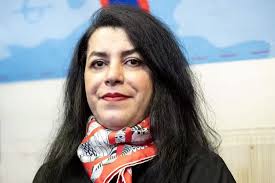 Morre Marjane Satrapi, autora de 'Persépolis' e voz crítica do regime iraniano, aos 56 anos