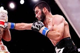 Российский боксер артур бетербиев подвергся критике американского боксера джо смита, который на днях сразится за вакантный титул wbo в полутяжелом весе Mou3j2p4ppxzbm