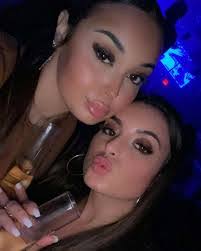 Diana Giordano's Instagram, Twitter & Facebook