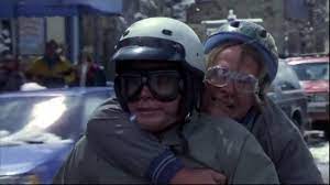 Jim carrey, jeff daniels, lauren holly vb. Dumb And Dumber Freezing On Motorbike