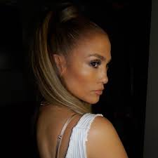 Она давно перестала быть лишь артисткой, чья попа застрахована на 27 млн. Foto Kak Vyglyadit 73 Letnyaya Mat Dzhennifer Lopes Zhenshina Podarivshaya Zhizn Prevoshodnoj Pevice Fotografii Kartinki Izobrazheniya Joinfo Com