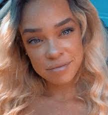 Darian Neal's Instagram, Twitter & Facebook