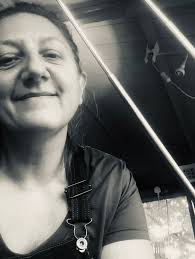 Marina Beard's Instagram, Twitter & Facebook