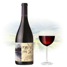 Hương Vị Montes Folly (Syrah) – Mạnh Mẽ, Sâu Lắng & Đầy Cá Tính